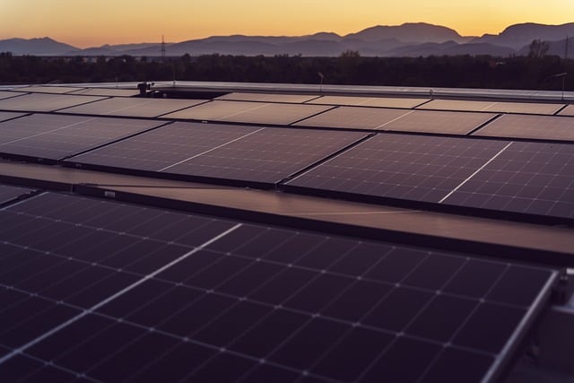 Disadvantages of Commercial Solar Panel Systems